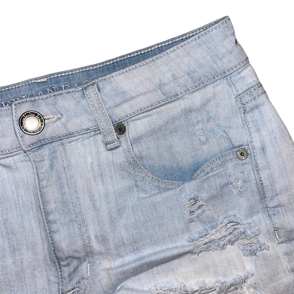 American Eagle Outfitters AEO Distressed Hi-Rise Shortie Light Wash Shorts 6 - Picture 3 of 9